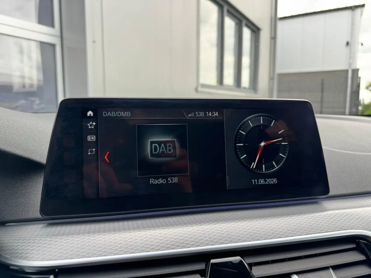 520i M-Sport | Panorama | 20" | Comfort Seats | Navi Prof | Full LED | Digital Cockpit