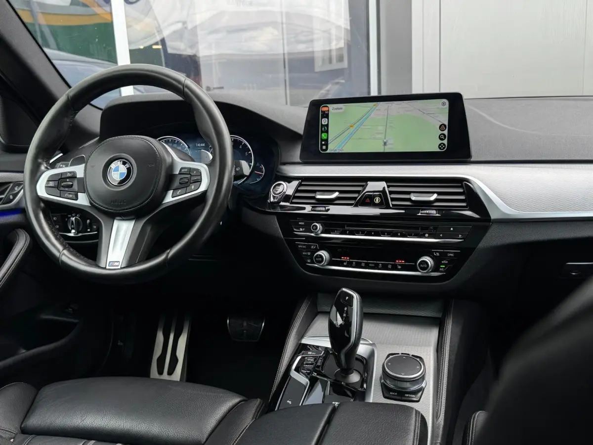 520i M-Sport | Panorama | 20" | Comfort Seats | Navi Prof | Full LED | Digital Cockpit