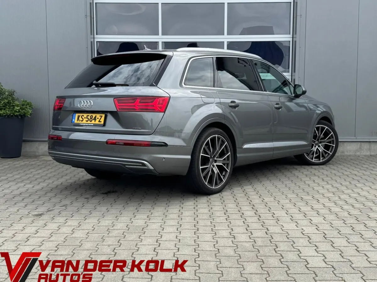 3.0 TDI e-tron Quattro Sport | Digital Cockpit | Panorama | Full Led | Leder | Camera | CarPlay | Navigatie | Cruise | Climate