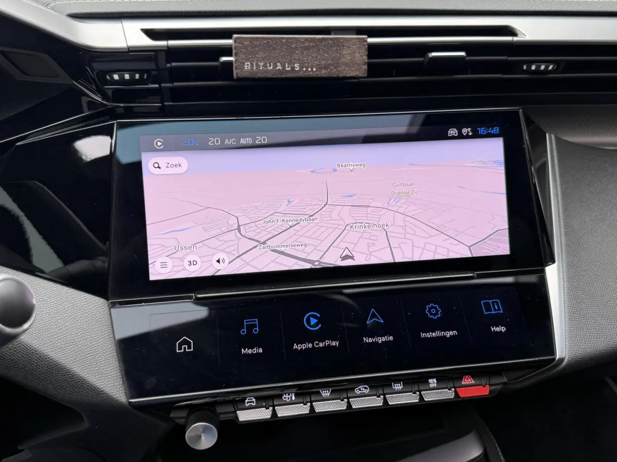 1.2 PureTech Active Pack Carplay Pano Cruis 2023 Eerste Eigenaar Vol opties Parelmoer Led Pdc 360 Camera Perfecte Staat incl 12 maanden garantie