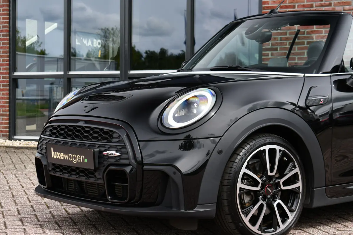 Mini 2.0 S JCW ACC HUD H/K Carplay Camera Black-pack DDC