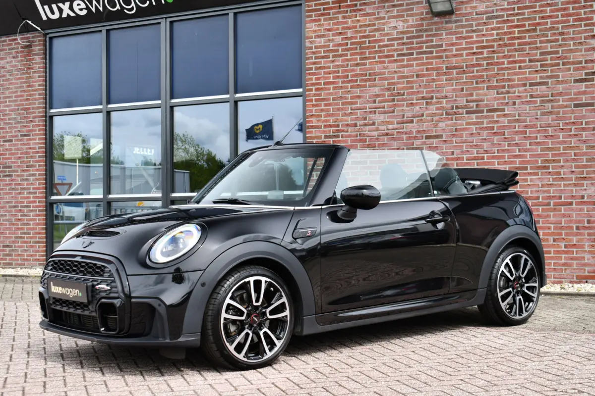 Mini 2.0 S JCW ACC HUD H/K Carplay Camera Black-pack DDC