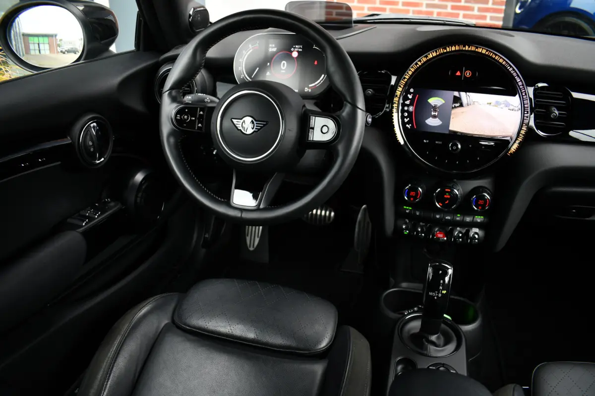 Mini 2.0 S JCW ACC HUD H/K Carplay Camera Black-pack DDC
