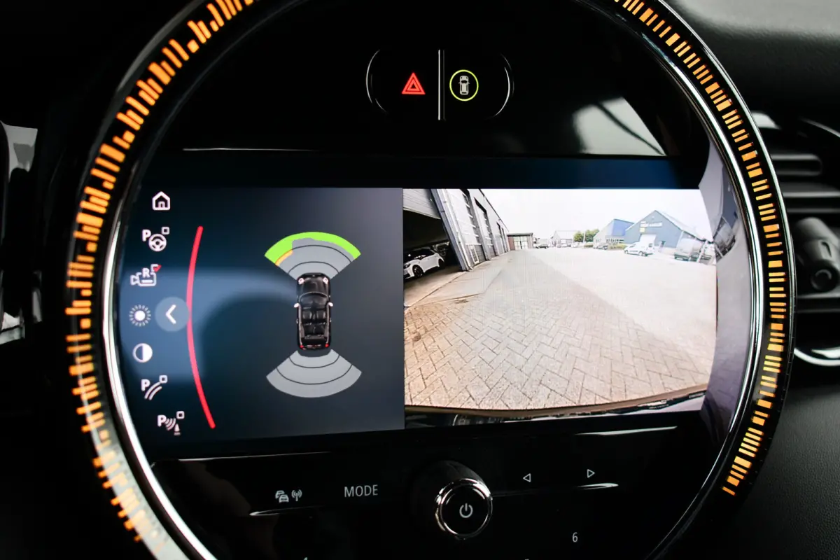 Mini 2.0 S JCW ACC HUD H/K Carplay Camera Black-pack DDC
