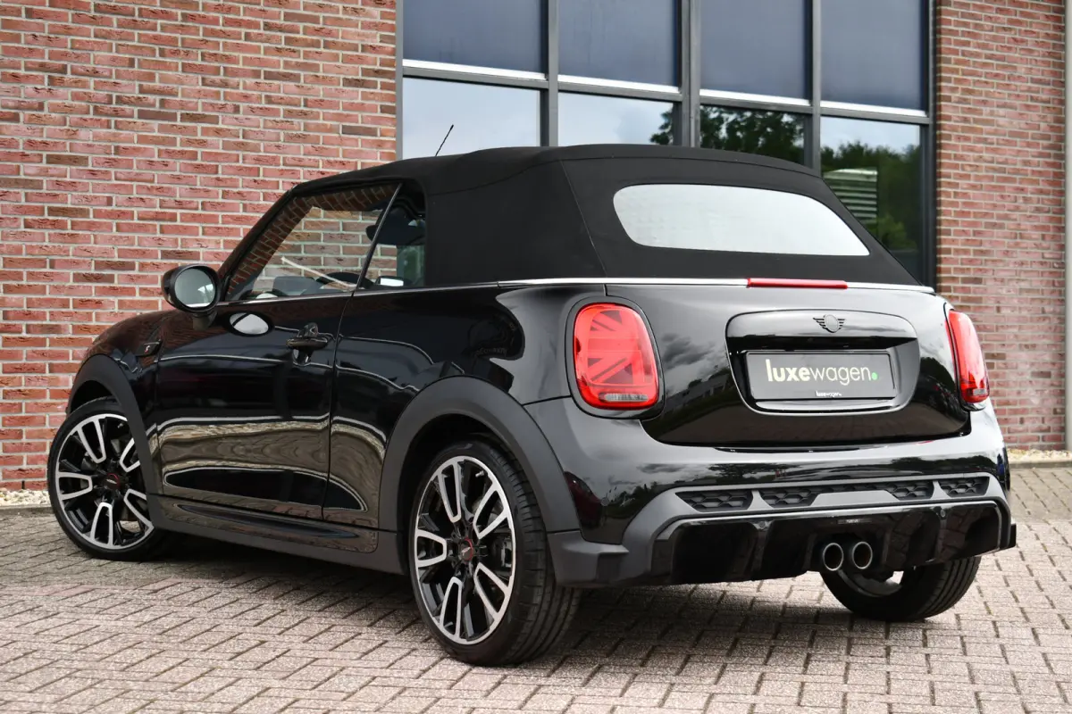 Mini 2.0 S JCW ACC HUD H/K Carplay Camera Black-pack DDC