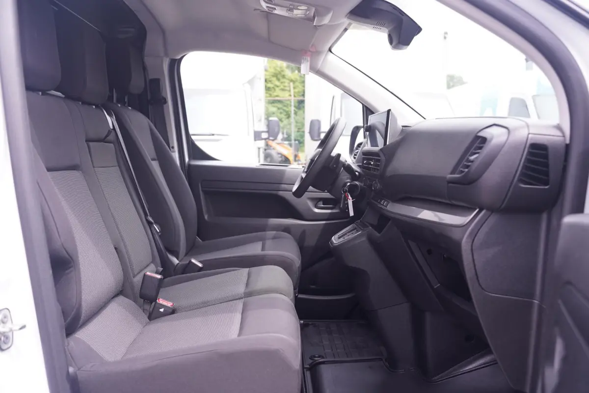 2.0 Diesel 145 pk Aut. L3 Navi, Camera Airco, Cruise Control, Laadruimte Pakket, PDC V+A, 3-Zits