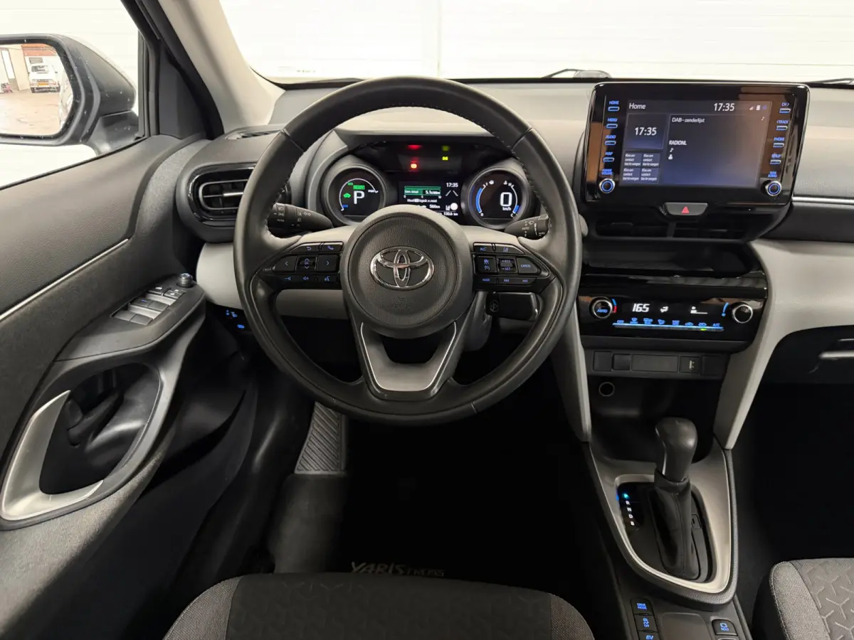 1.5 Hybrid Comfort Trekhaak / Camera / Apple Carplay