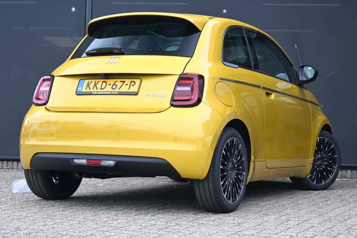1.0 Hybrid La Prima Demo-Deal! | Navigatie | JBL | Panoramadak | Stoelverwarming | Leder | !!