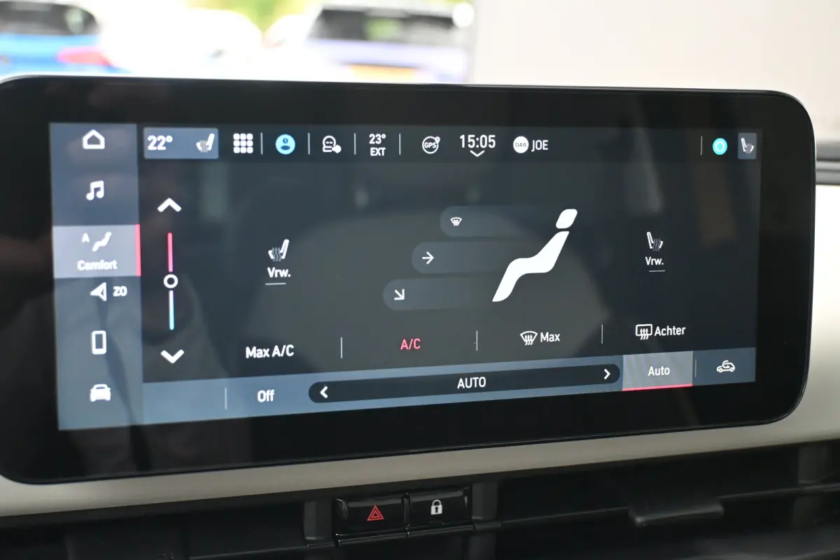 1.0 Hybrid La Prima Demo-Deal! | Navigatie | JBL | Panoramadak | Stoelverwarming | Leder | !!