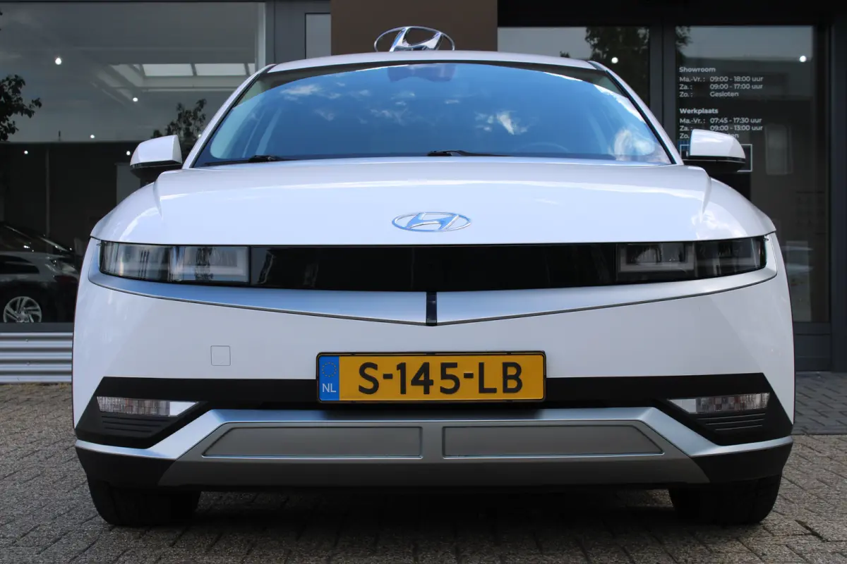 Style 58 kWh | Achteruitrijcamera | DAB ontvanger | Navigatiesysteem full map