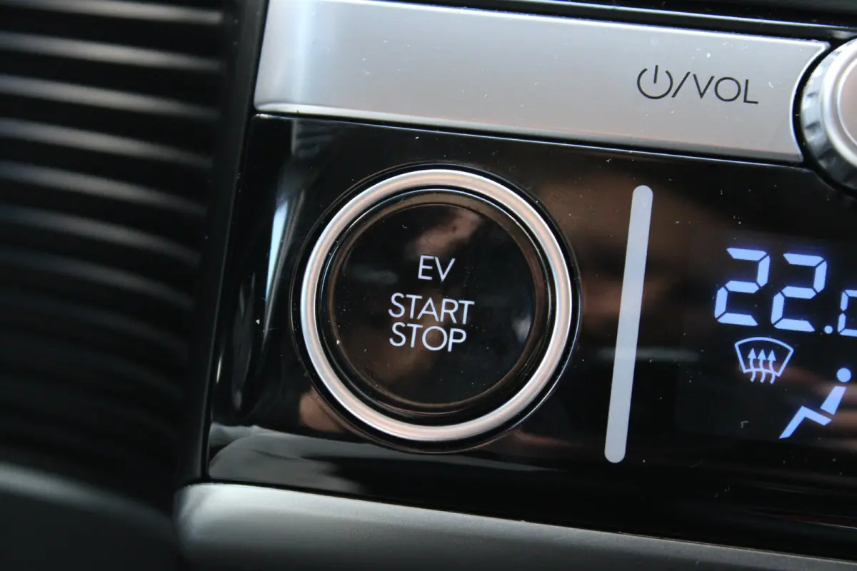 Style 58 kWh | Achteruitrijcamera | DAB ontvanger | Navigatiesysteem full map