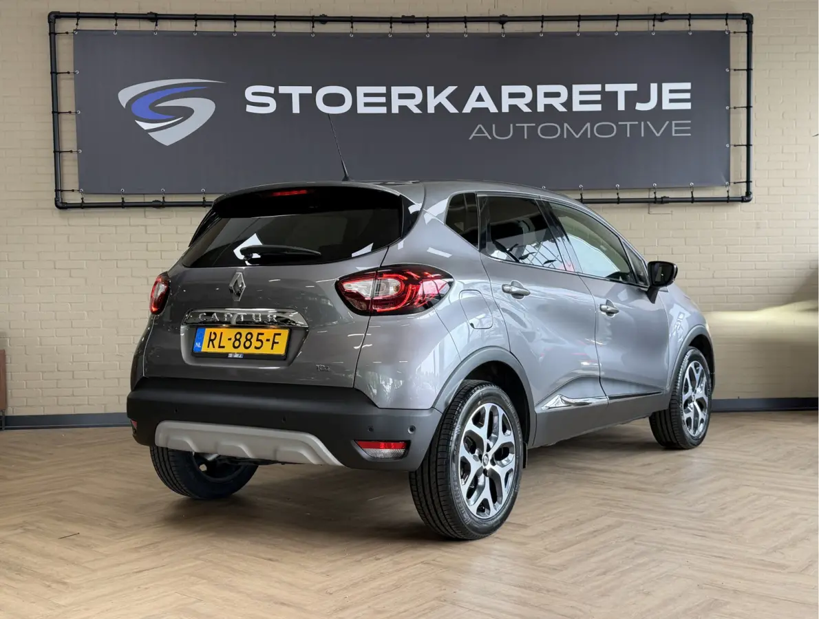 0.9 TCe Intens | R-Link Navi | Bose | 17" | Camera | PDC V+A | Led |