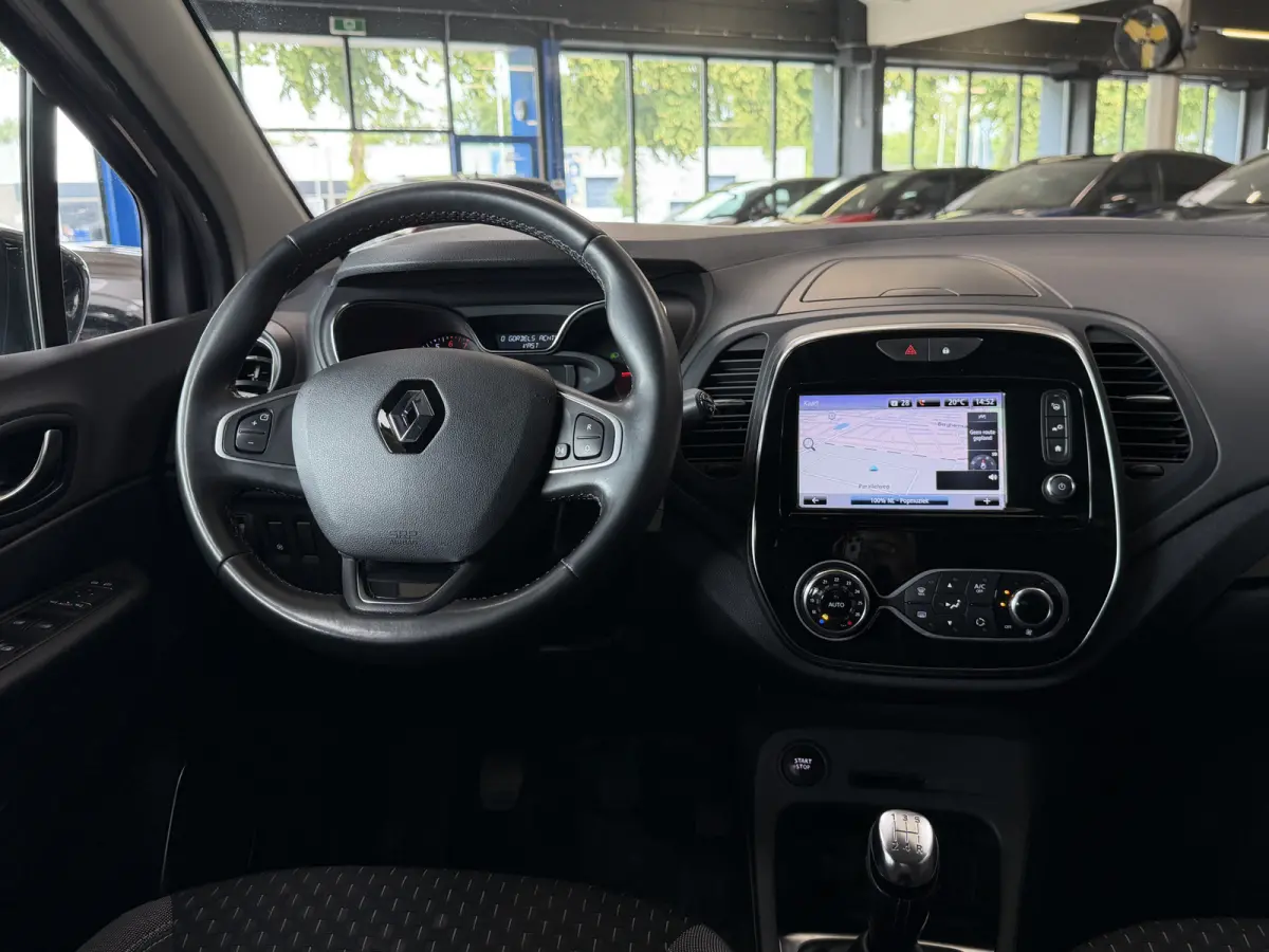 0.9 TCe Intens | R-Link Navi | Bose | 17" | Camera | PDC V+A | Led |
