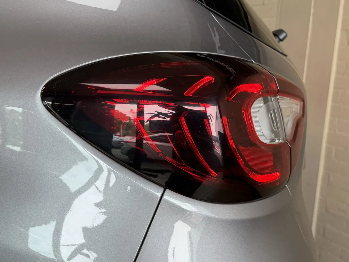 0.9 TCe Intens | R-Link Navi | Bose | 17" | Camera | PDC V+A | Led |