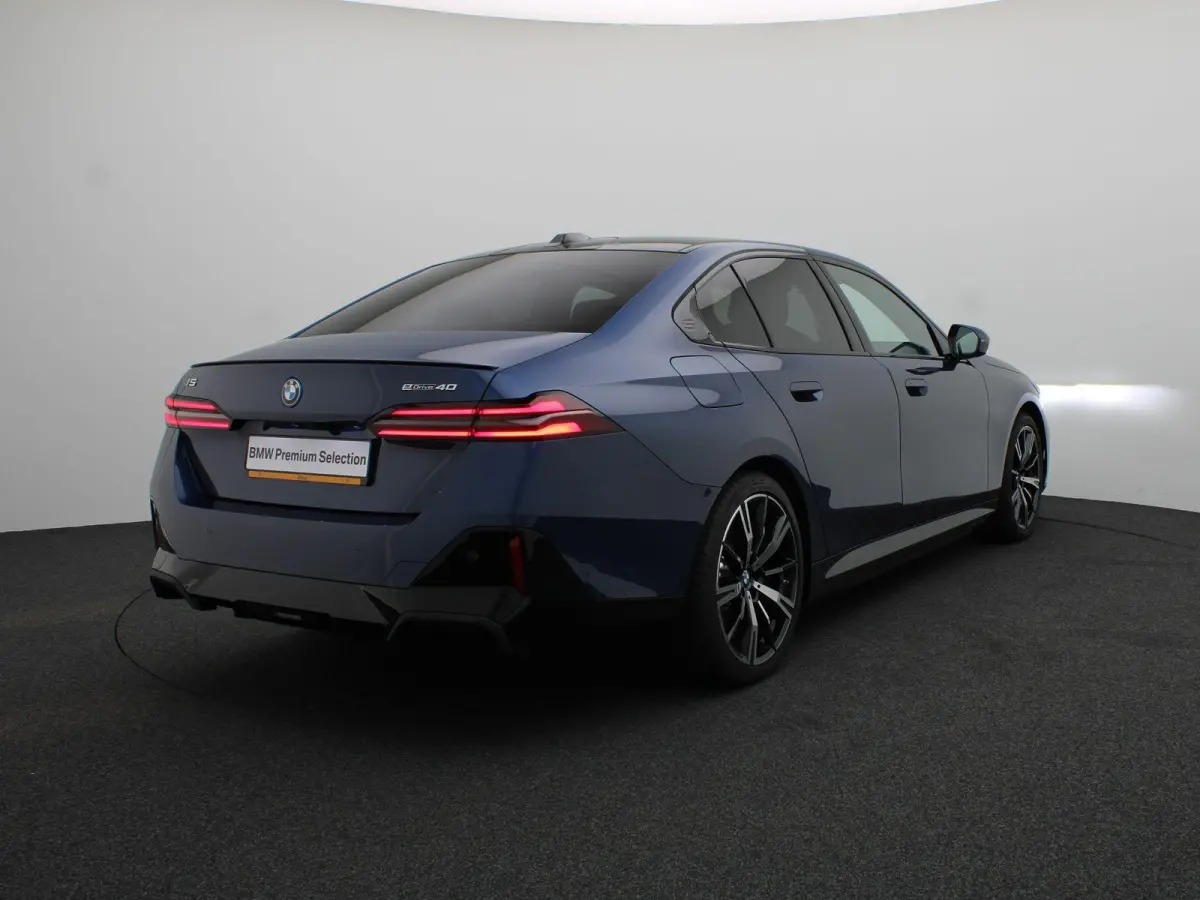 eDrive40 M Sportpakket Pro | SoH 100% | M Sport Edition | Trekhaak | Panoramdak | Stoelventilatie | Driving Assistant Plus | Bowers & Wilkins | 20''