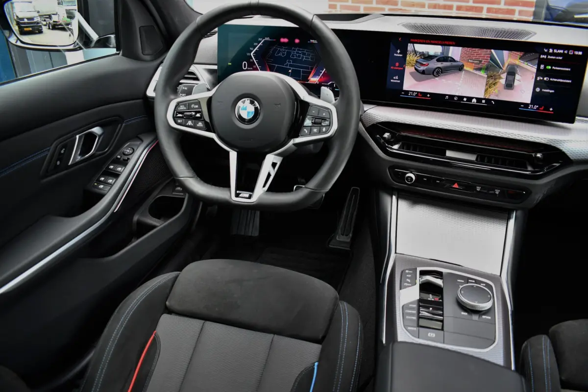 320i M-Sport LCI-2 Dravit Pano ACC 360 HUD 19inch El-klep