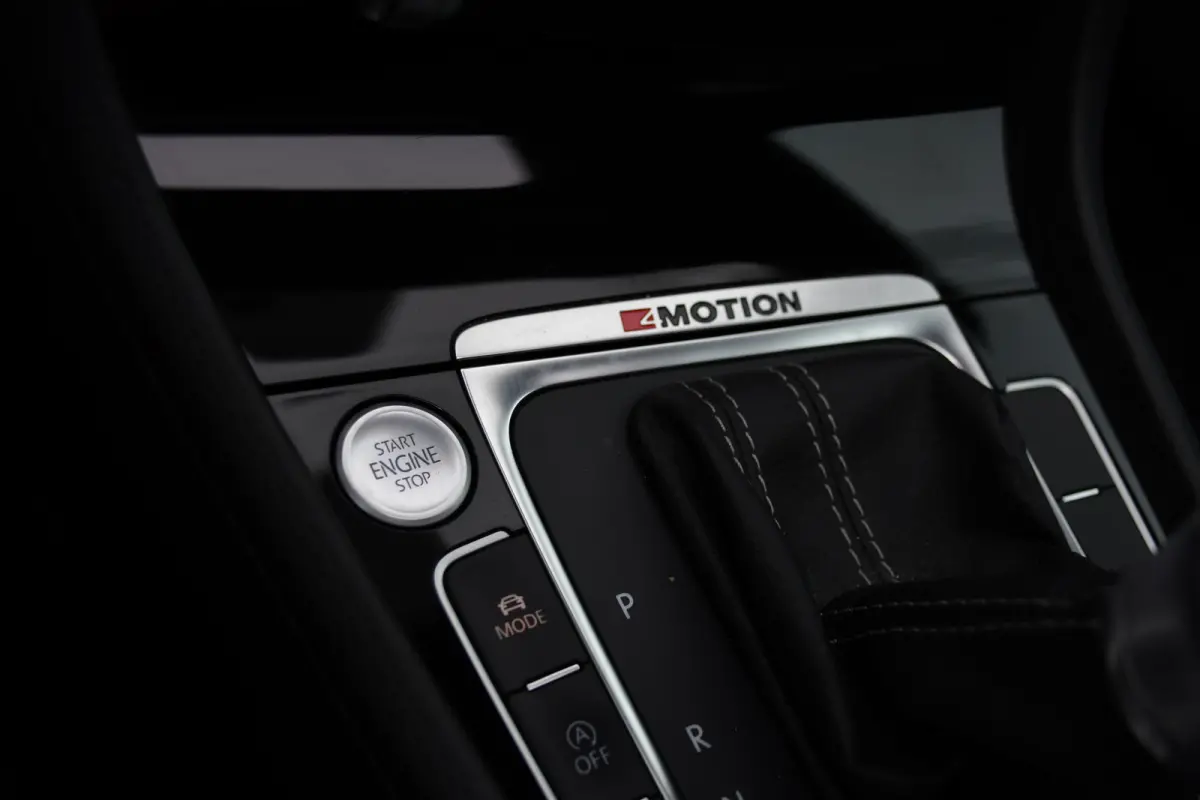 2.0 TSI 4Motion R Virtual Cockpit, Adaptieve Cruise, Camera, PANO, Dynaudi, Stoelverwarming, Clima, Uniek!