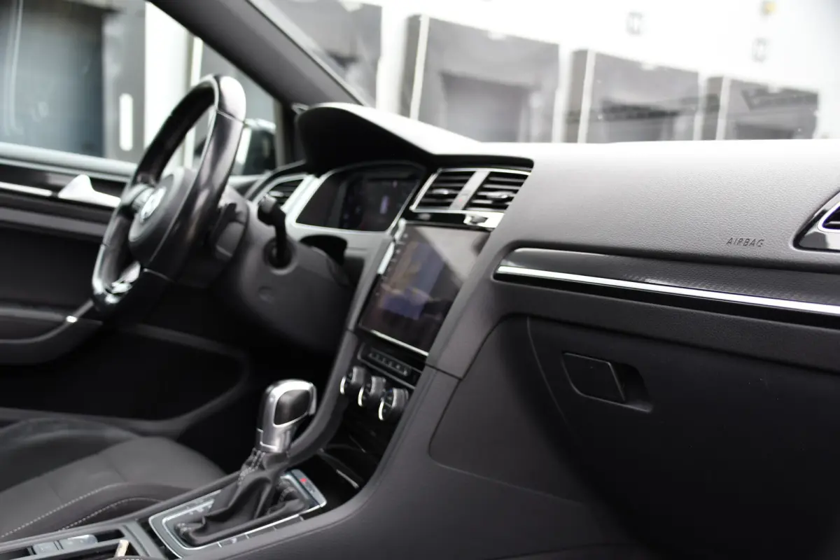 2.0 TSI 4Motion R Virtual Cockpit, Adaptieve Cruise, Camera, PANO, Dynaudi, Stoelverwarming, Clima, Uniek!