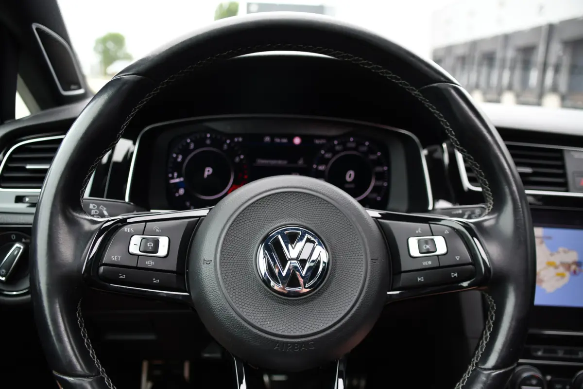 2.0 TSI 4Motion R Virtual Cockpit, Adaptieve Cruise, Camera, PANO, Dynaudi, Stoelverwarming, Clima, Uniek!