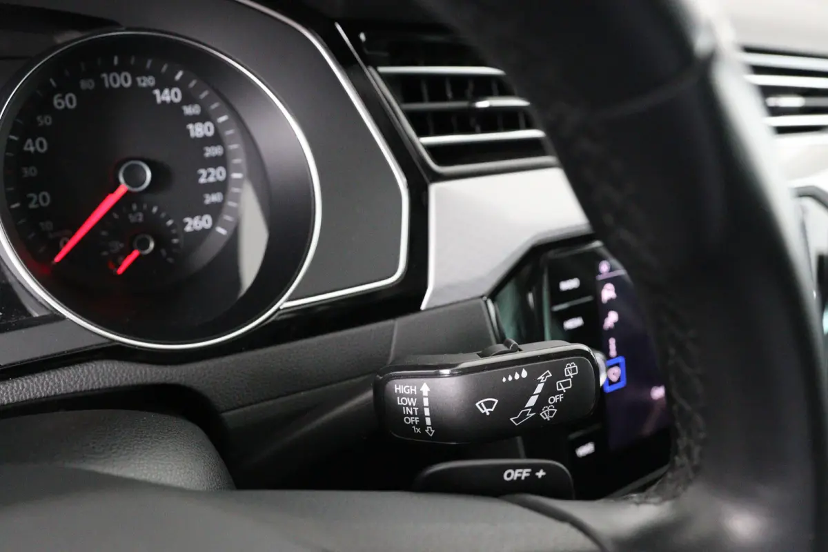 1.5 TSI Business | Trekhaak | Stoelverwarming | ErgoComfort | Navi | Clima | Cruise Adaptive | LED | Keyless | Parkeersensoren V+A