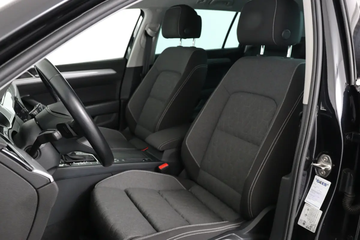 1.5 TSI Business | Trekhaak | Stoelverwarming | ErgoComfort | Navi | Clima | Cruise Adaptive | LED | Keyless | Parkeersensoren V+A