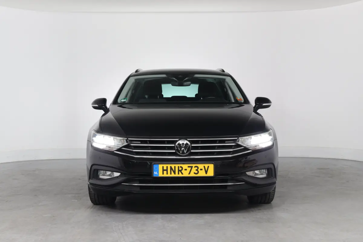 1.5 TSI Business | Trekhaak | Stoelverwarming | ErgoComfort | Navi | Clima | Cruise Adaptive | LED | Keyless | Parkeersensoren V+A