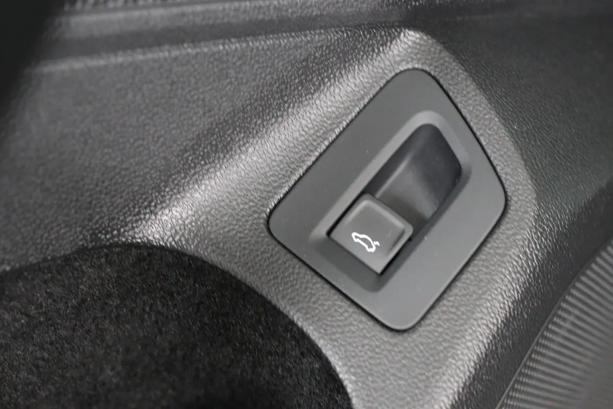 1.5 TSI Business | Trekhaak | Stoelverwarming | ErgoComfort | Navi | Clima | Cruise Adaptive | LED | Keyless | Parkeersensoren V+A