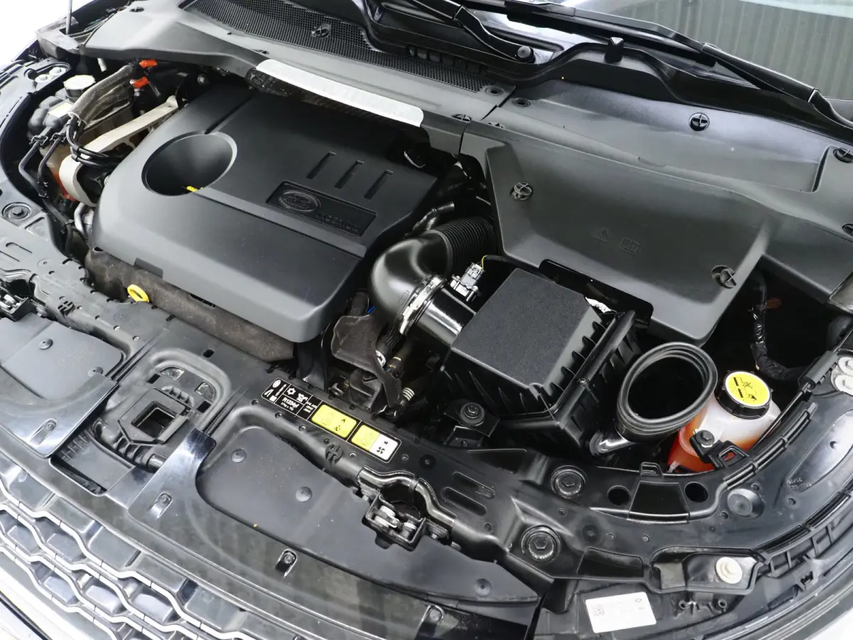 1.5 P300e AWD | Leder | Trekhaak | Camera | Stoelverwarming | Cruise | DAB | LED | Carplay
