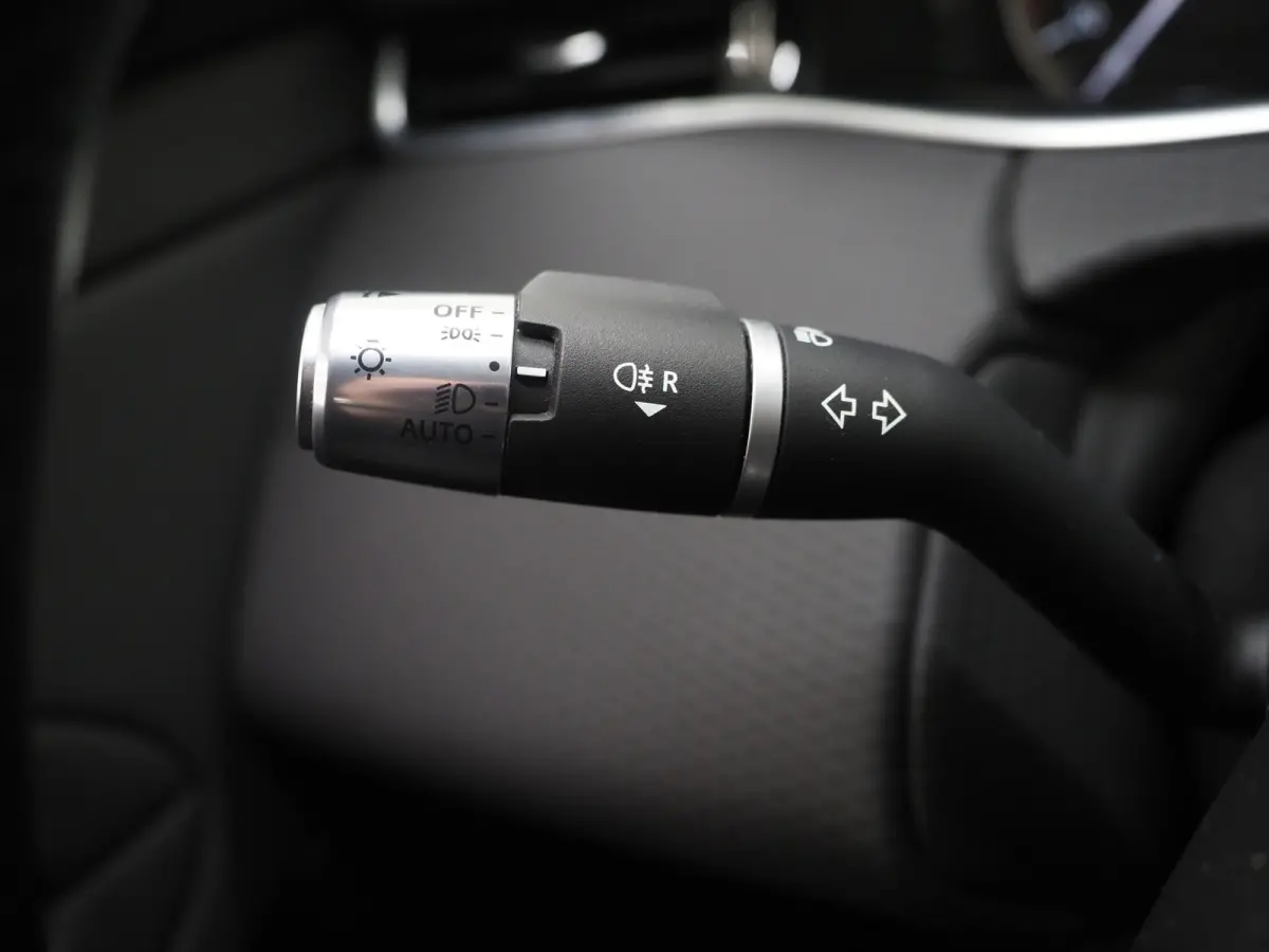 1.5 P300e AWD | Leder | Trekhaak | Camera | Stoelverwarming | Cruise | DAB | LED | Carplay