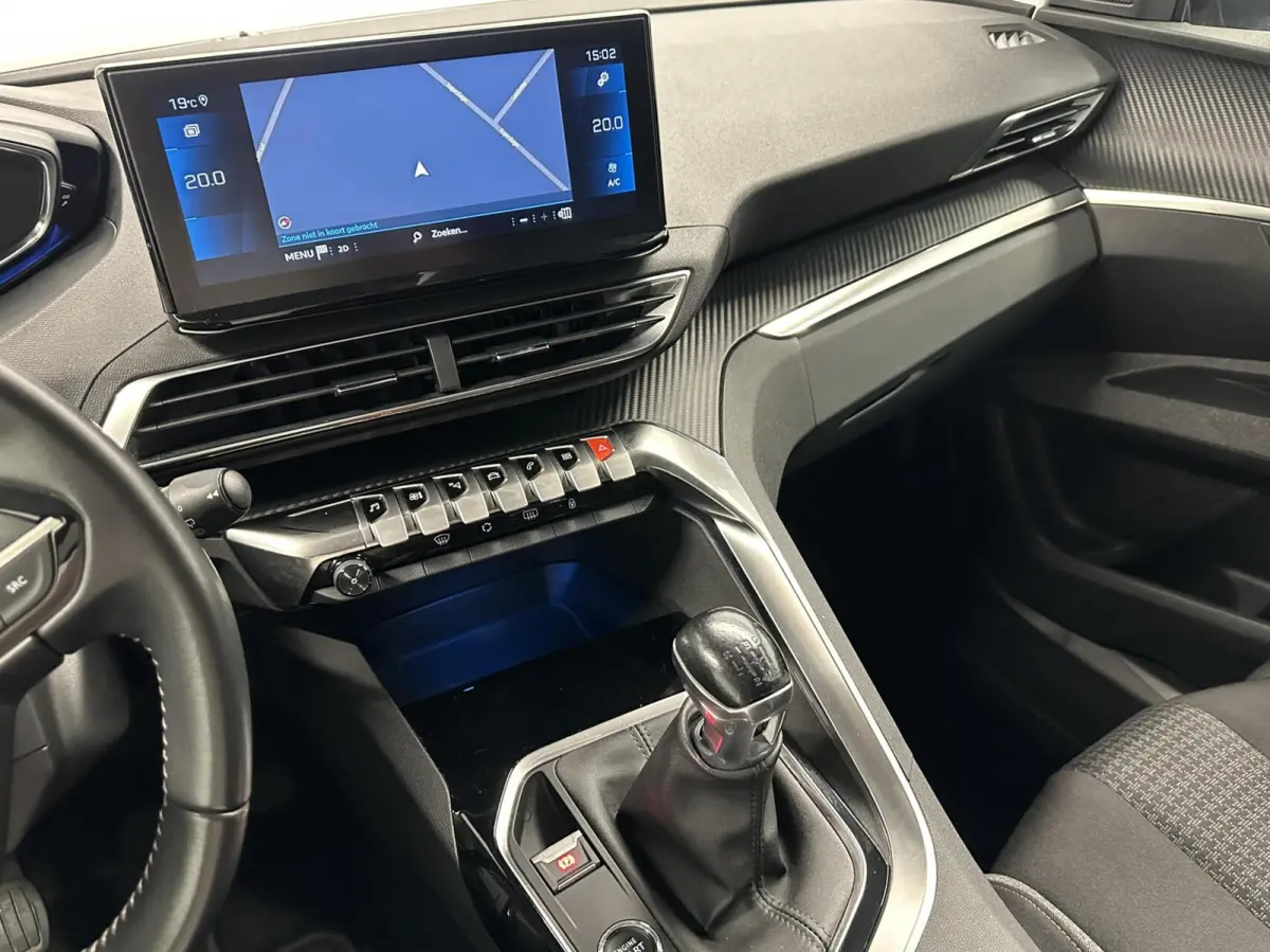 1.2 PureTech Blue Lease Active LM NAVI CARPLAY CRUISE ECC.