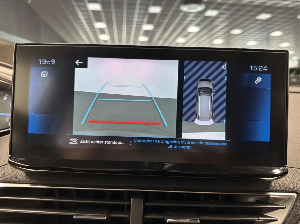 1.2 PureTech Blue Lease Active LM NAVI CARPLAY CRUISE ECC.