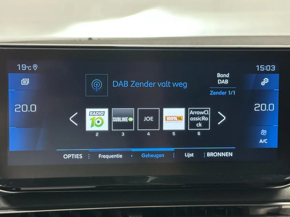 1.2 PureTech Blue Lease Active LM NAVI CARPLAY CRUISE ECC.
