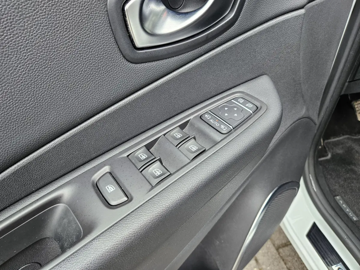 1.2 TCe Intens Trekhaak! Camera! Navigatie! Airco/Clima! NAP! Nette Auto!