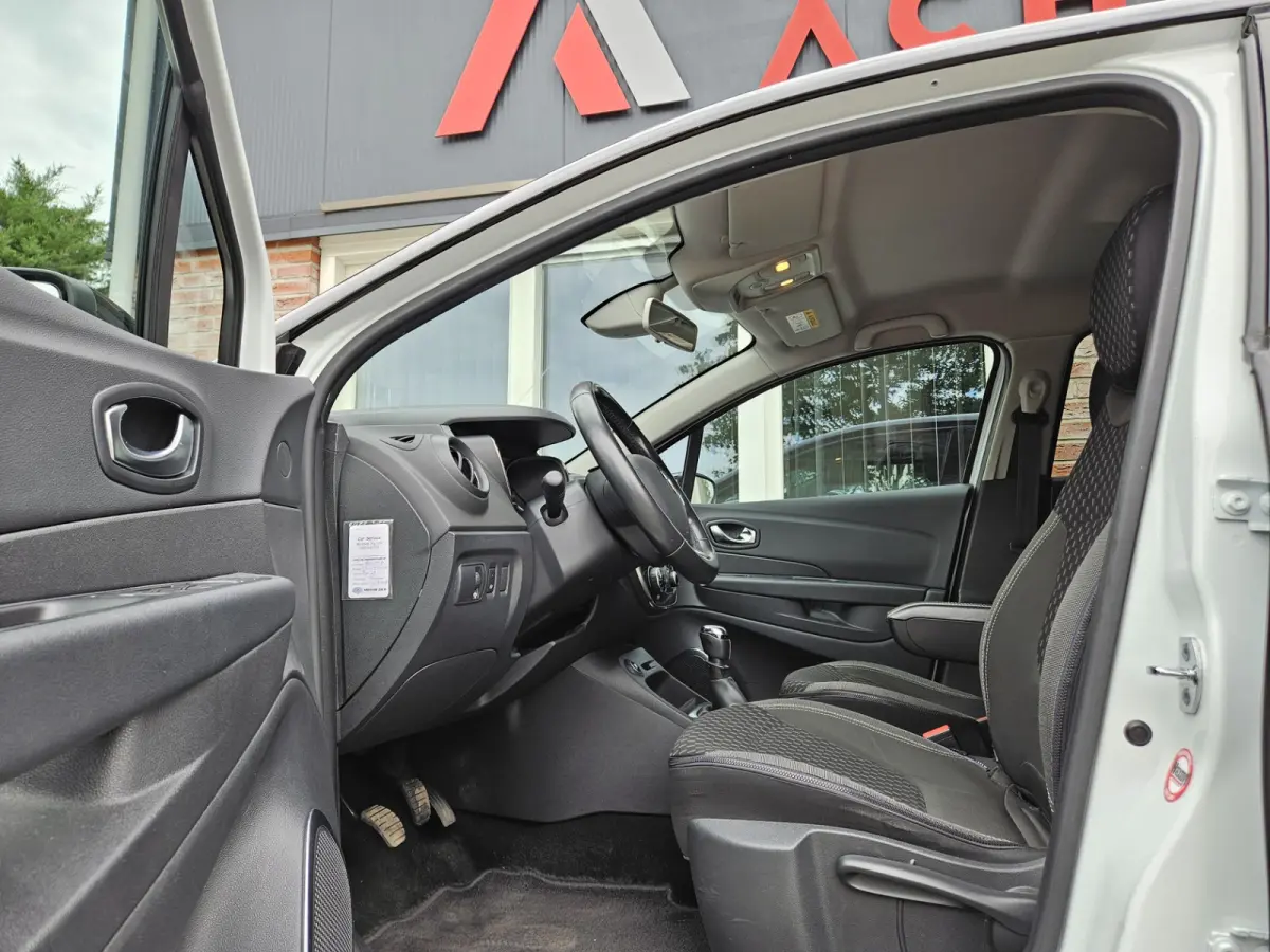 1.2 TCe Intens Trekhaak! Camera! Navigatie! Airco/Clima! NAP! Nette Auto!