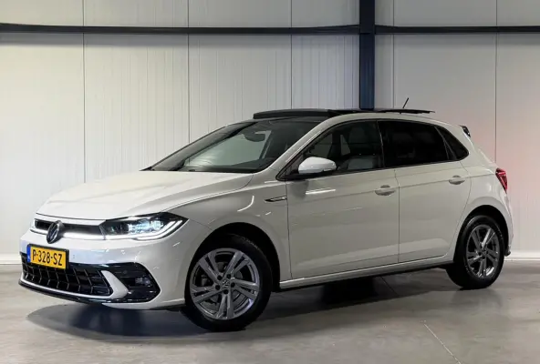 1.0 TSI R-Line Pano Virtual Sfeer IQ Light