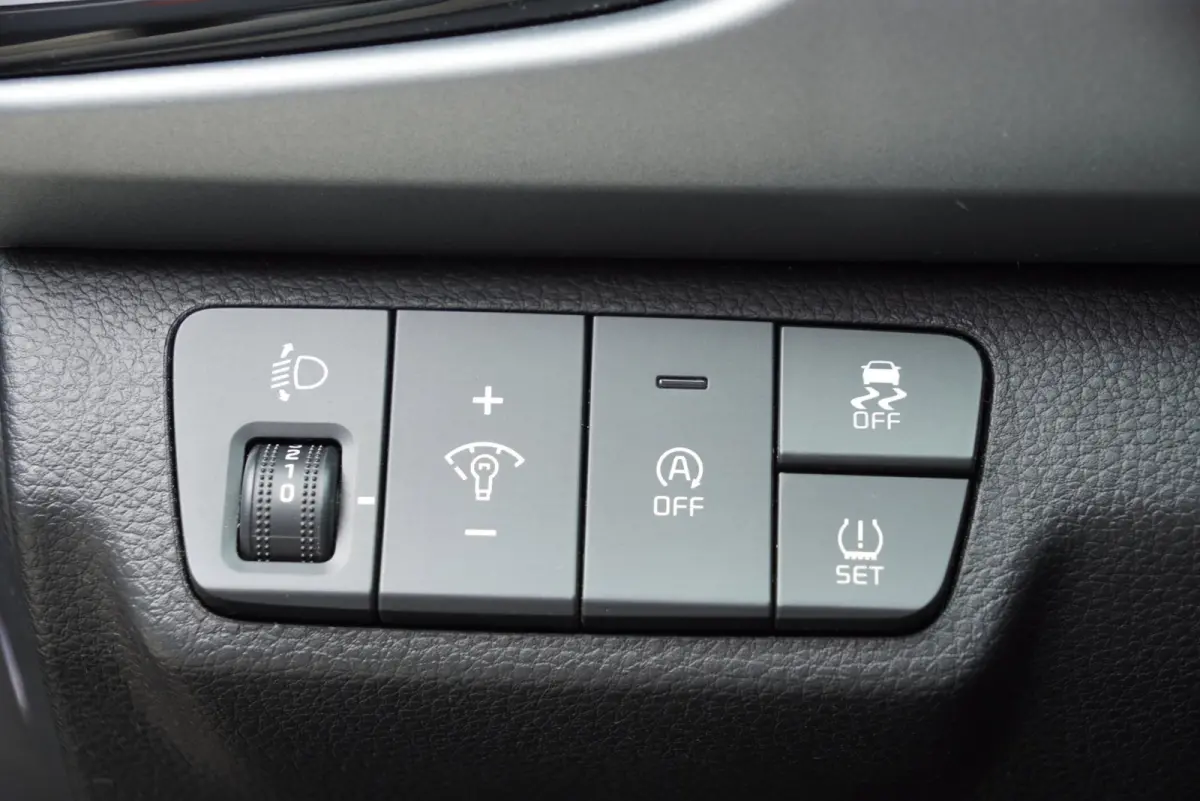 1.0 T-GDi MHEV DynamicLine 2022 Airco Navi Carplay Clima Cruise control Camera Stuurbediening