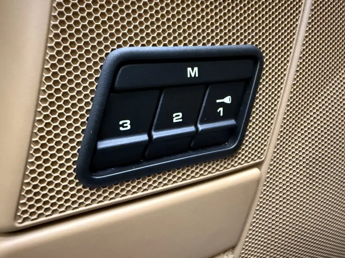 997.2 4 3.6 PDK 47.728km/MACADAMIA METALLIC/SAND BEIGE INTERIEUR/VOLLEDIG PORSCHE DEALER HISTORIE