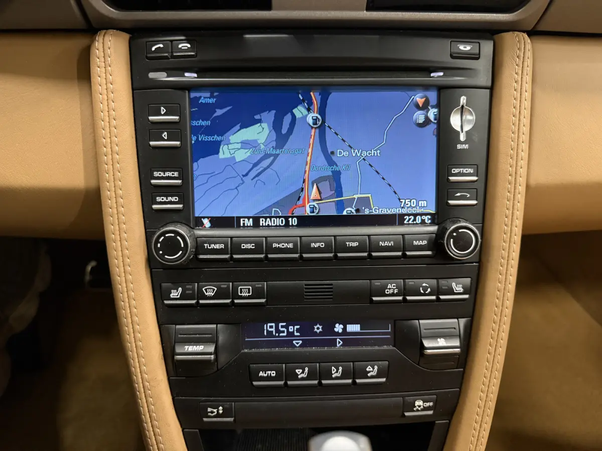 997.2 4 3.6 PDK 47.728km/MACADAMIA METALLIC/SAND BEIGE INTERIEUR/VOLLEDIG PORSCHE DEALER HISTORIE