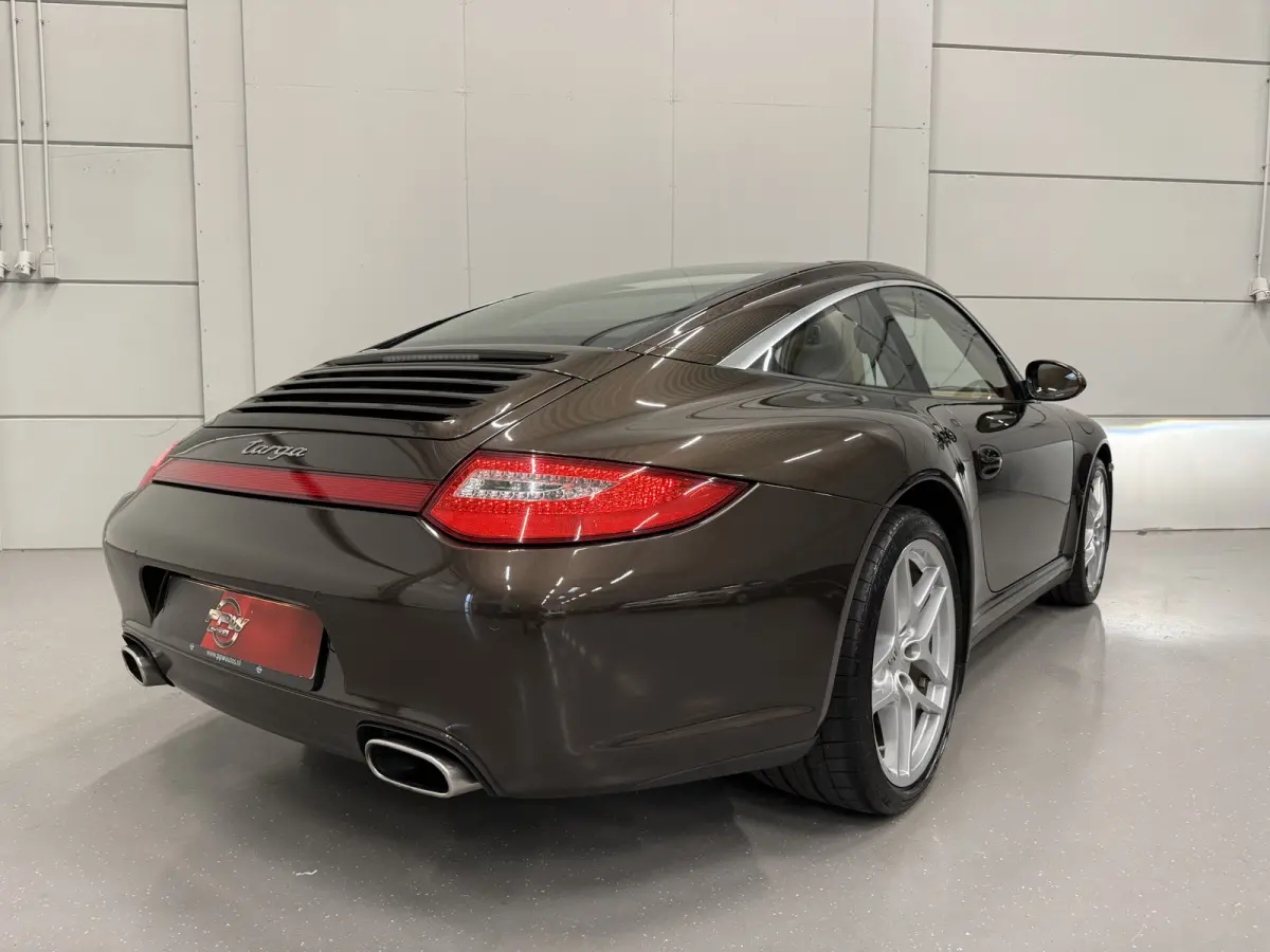 997.2 4 3.6 PDK 47.728km/MACADAMIA METALLIC/SAND BEIGE INTERIEUR/VOLLEDIG PORSCHE DEALER HISTORIE