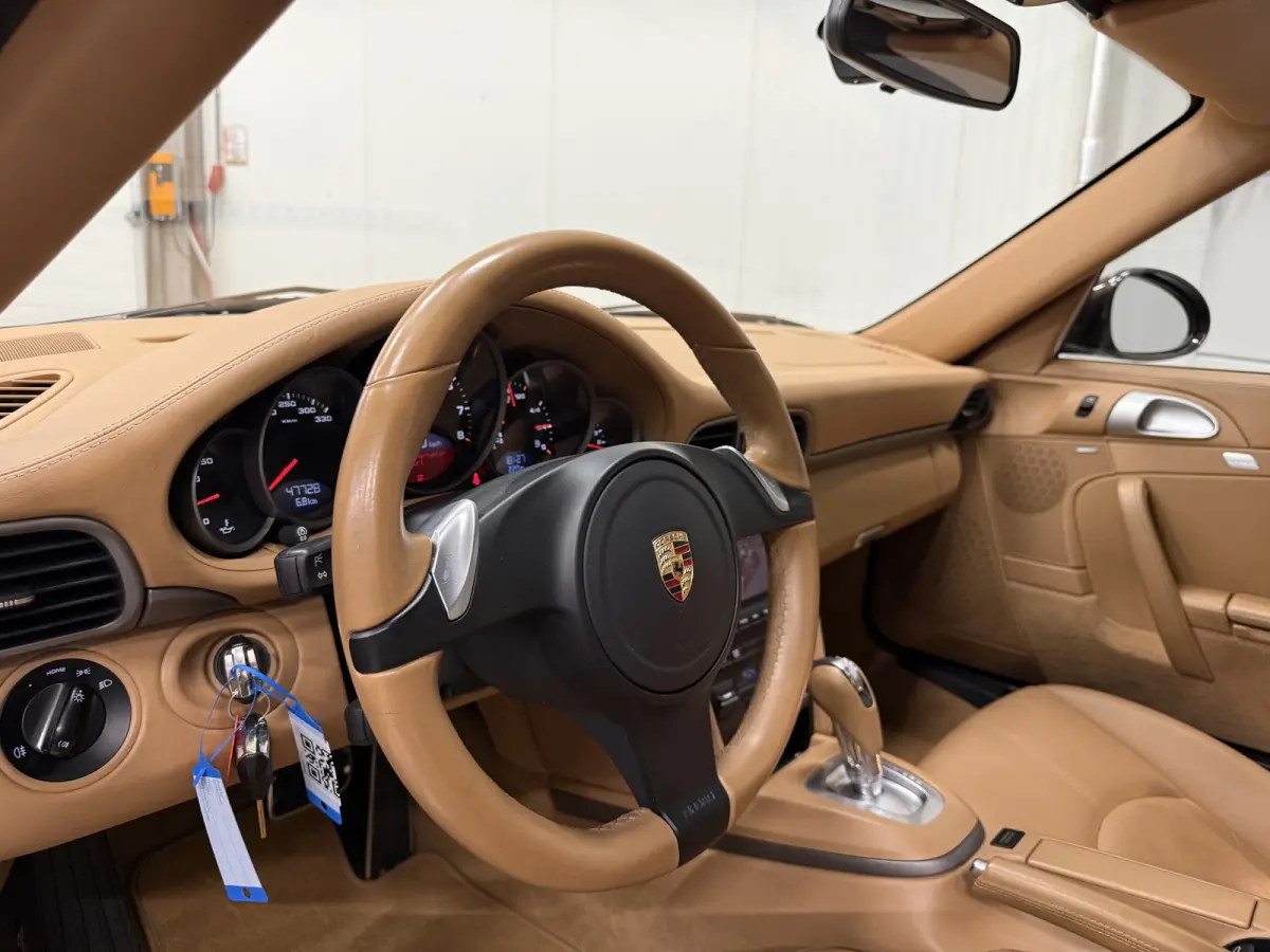 997.2 4 3.6 PDK 47.728km/MACADAMIA METALLIC/SAND BEIGE INTERIEUR/VOLLEDIG PORSCHE DEALER HISTORIE
