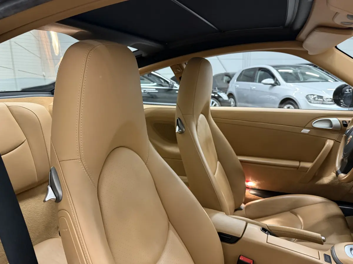 997.2 4 3.6 PDK 47.728km/MACADAMIA METALLIC/SAND BEIGE INTERIEUR/VOLLEDIG PORSCHE DEALER HISTORIE