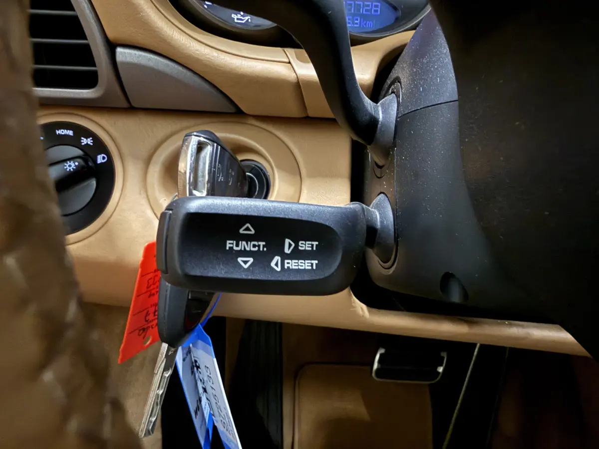 997.2 4 3.6 PDK 47.728km/MACADAMIA METALLIC/SAND BEIGE INTERIEUR/VOLLEDIG PORSCHE DEALER HISTORIE