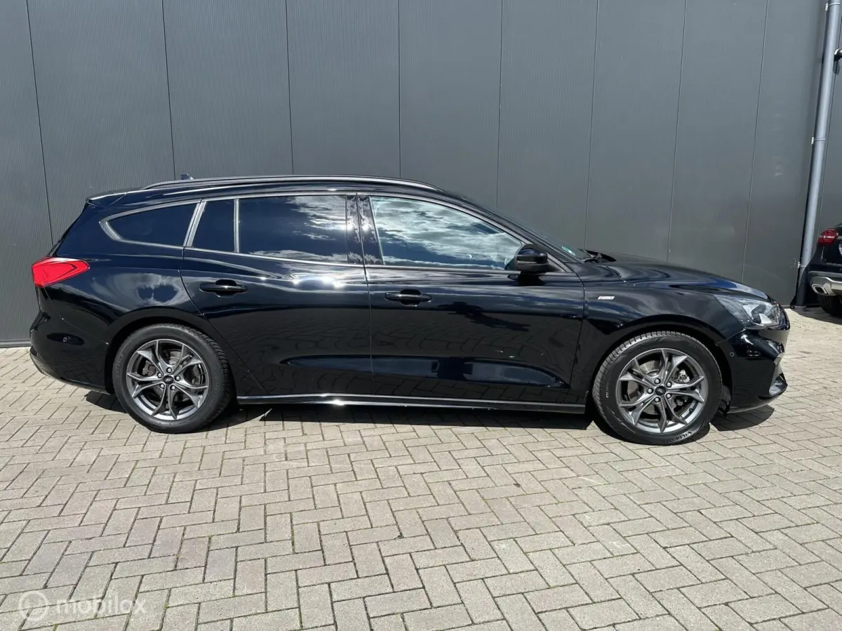 1.0 EcoBoost ST Line Business bom vol!!