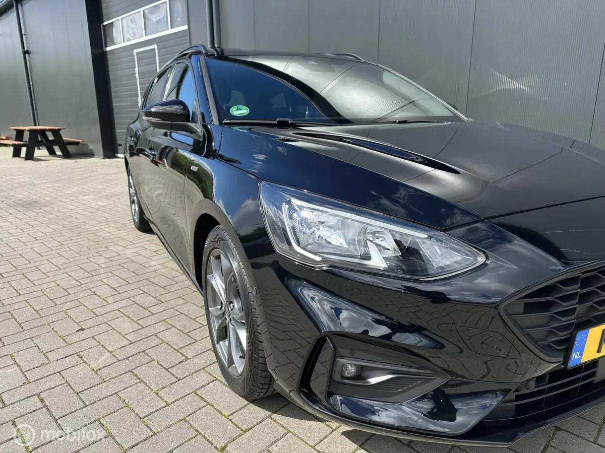 1.0 EcoBoost ST Line Business bom vol!!