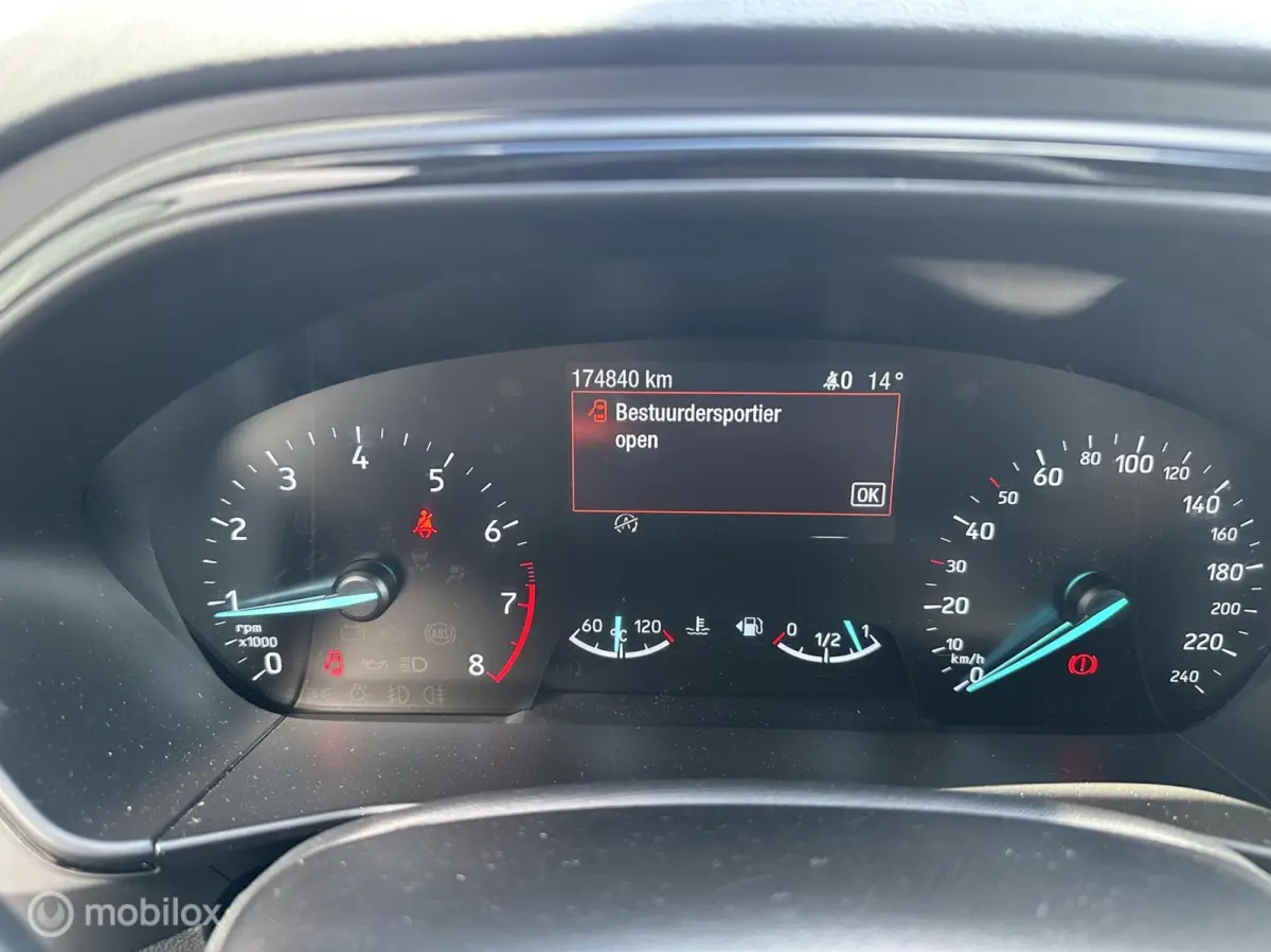 1.0 EcoBoost ST Line Business bom vol!!
