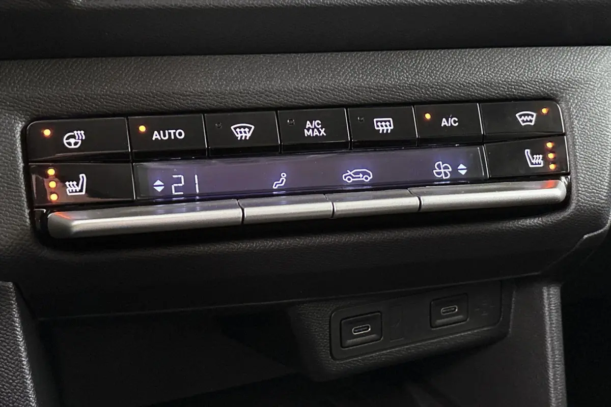 1.2 Turbo Hybrid GS 145PK Stoel-Stuur-Voorruitverwarming Apple CarPlay Achteruitrijcamera