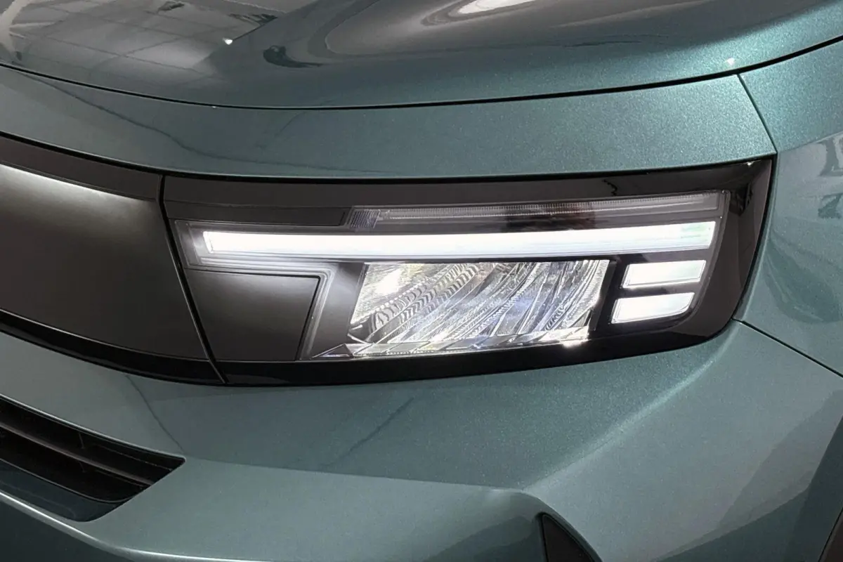 1.2 Turbo Hybrid GS 145PK Stoel-Stuur-Voorruitverwarming Apple CarPlay Achteruitrijcamera