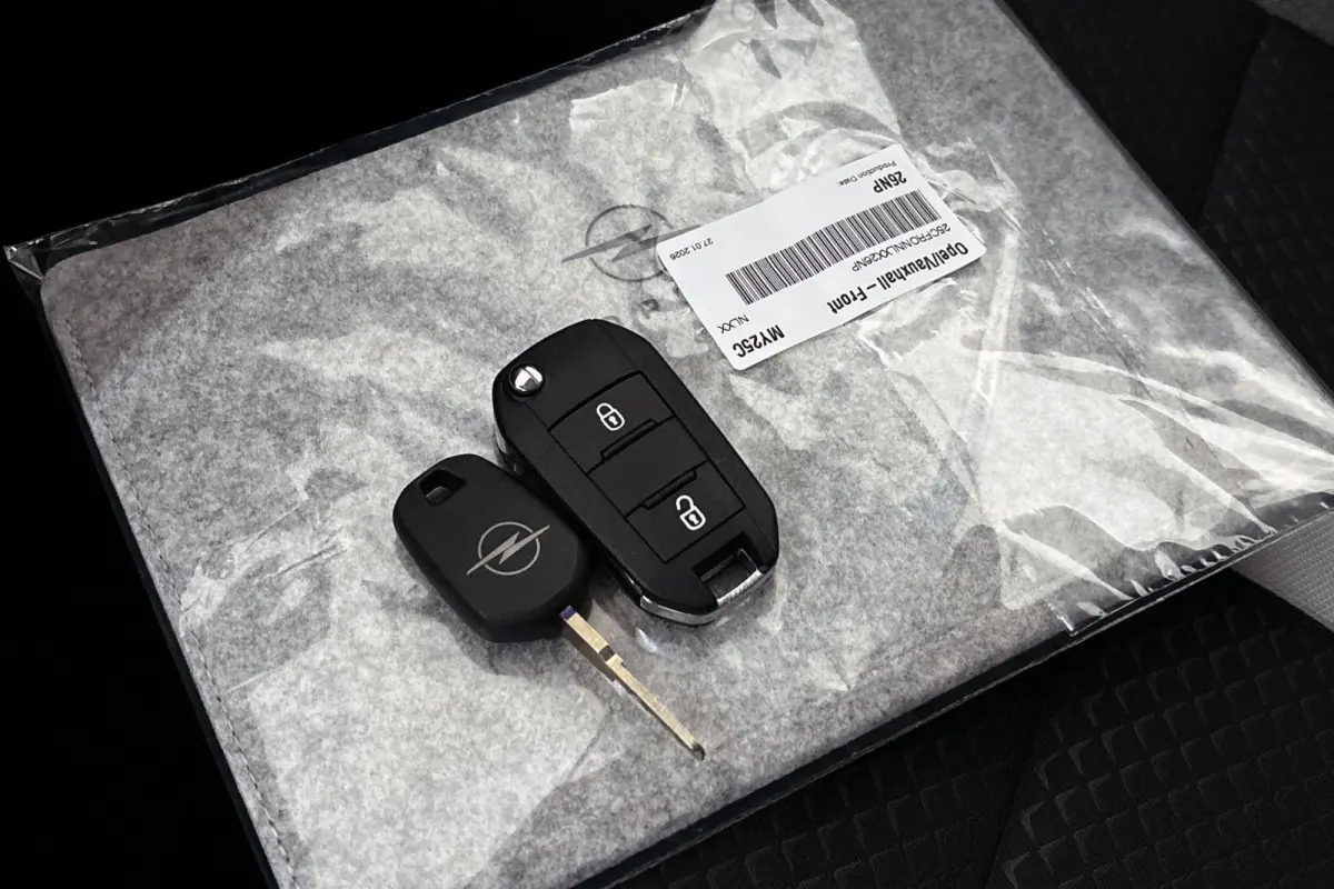 1.2 Turbo Hybrid GS 145PK Stoel-Stuur-Voorruitverwarming Apple CarPlay Achteruitrijcamera