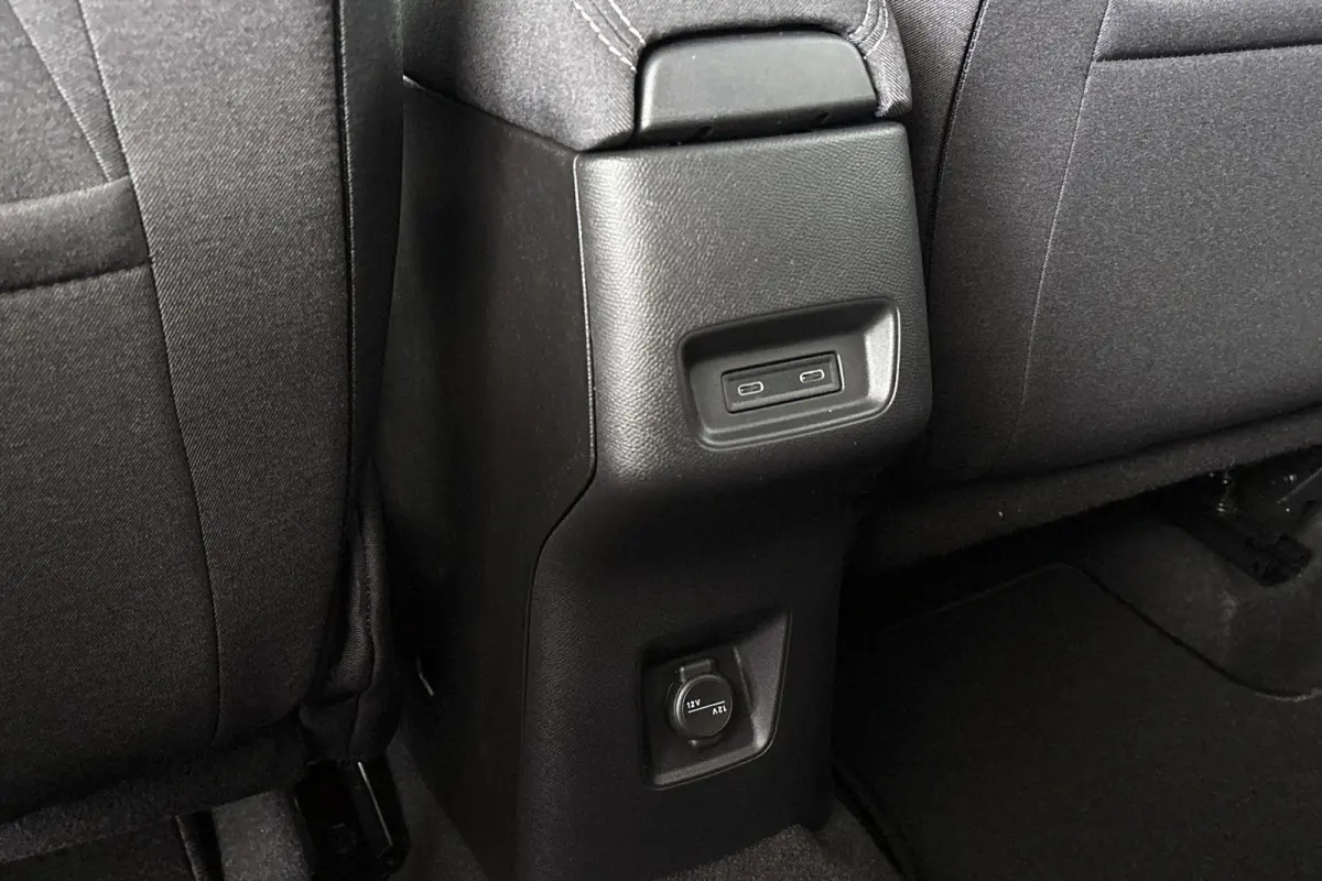 1.2 Turbo Hybrid GS 145PK Stoel-Stuur-Voorruitverwarming Apple CarPlay Achteruitrijcamera