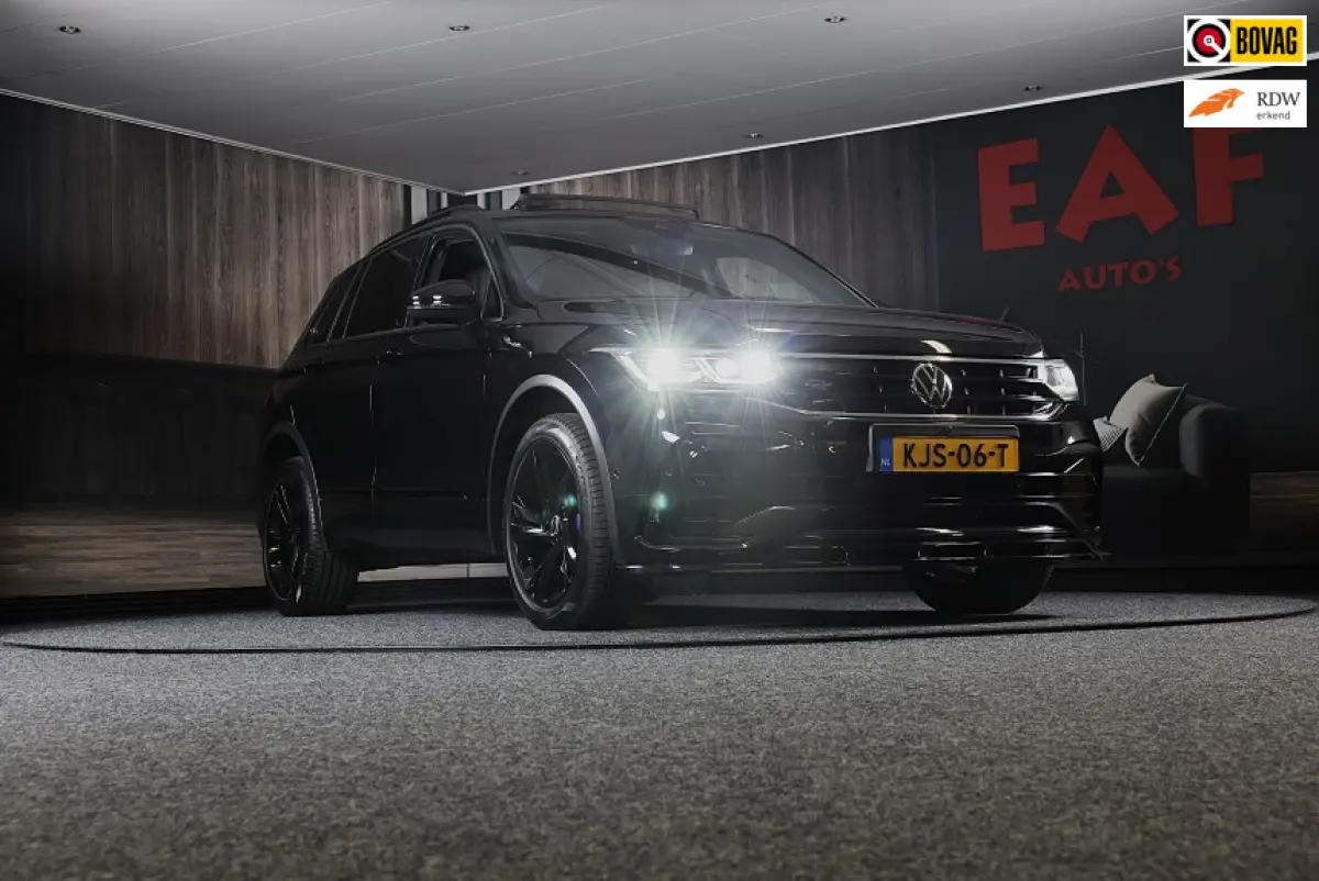 1.4 TSI eHybrid R-Line Business+ / Leder / Memory / Elek Stoelen / Acc / Dode Hoek / 360 Camera / Head Up / Pano